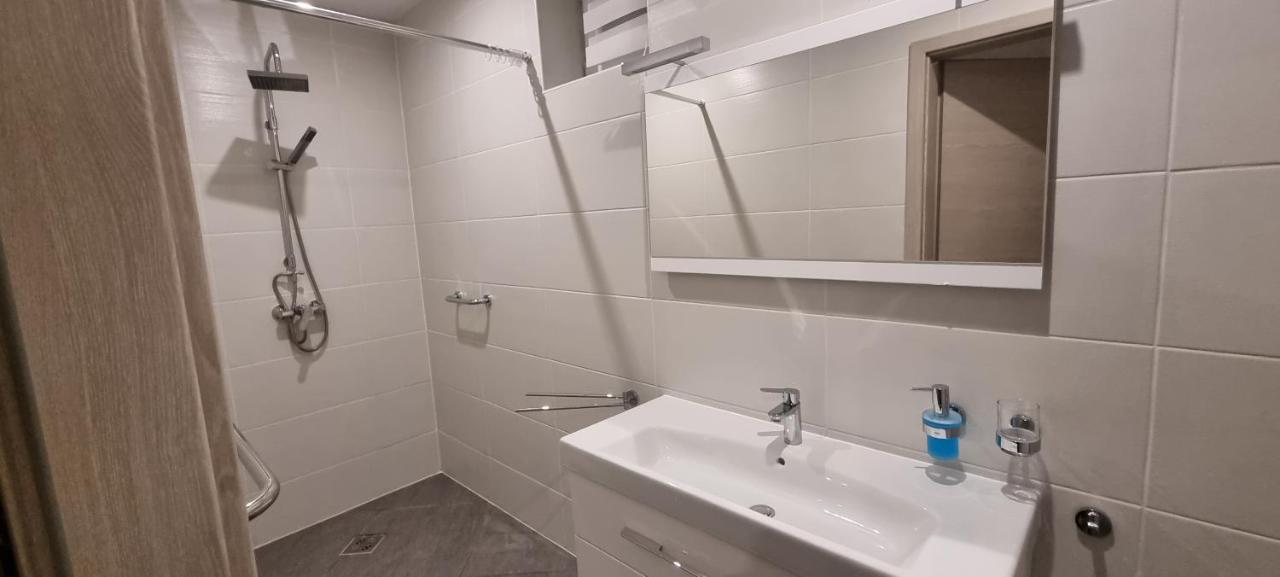Hos-Cegledi Vendeghaz Miskolc -Oenallo Otthon, Mely Csak Az Oenoeke Εξωτερικό φωτογραφία